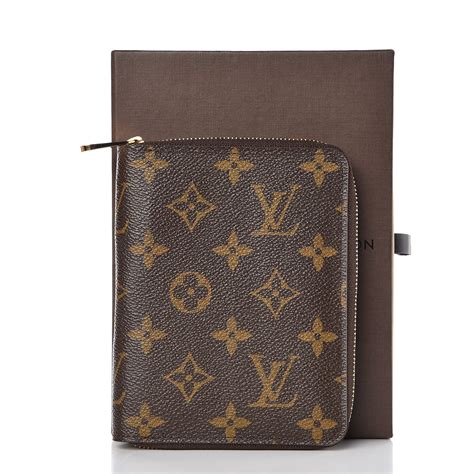 louis vuitton monogram passport holder|louis vuitton passport holder stamps.